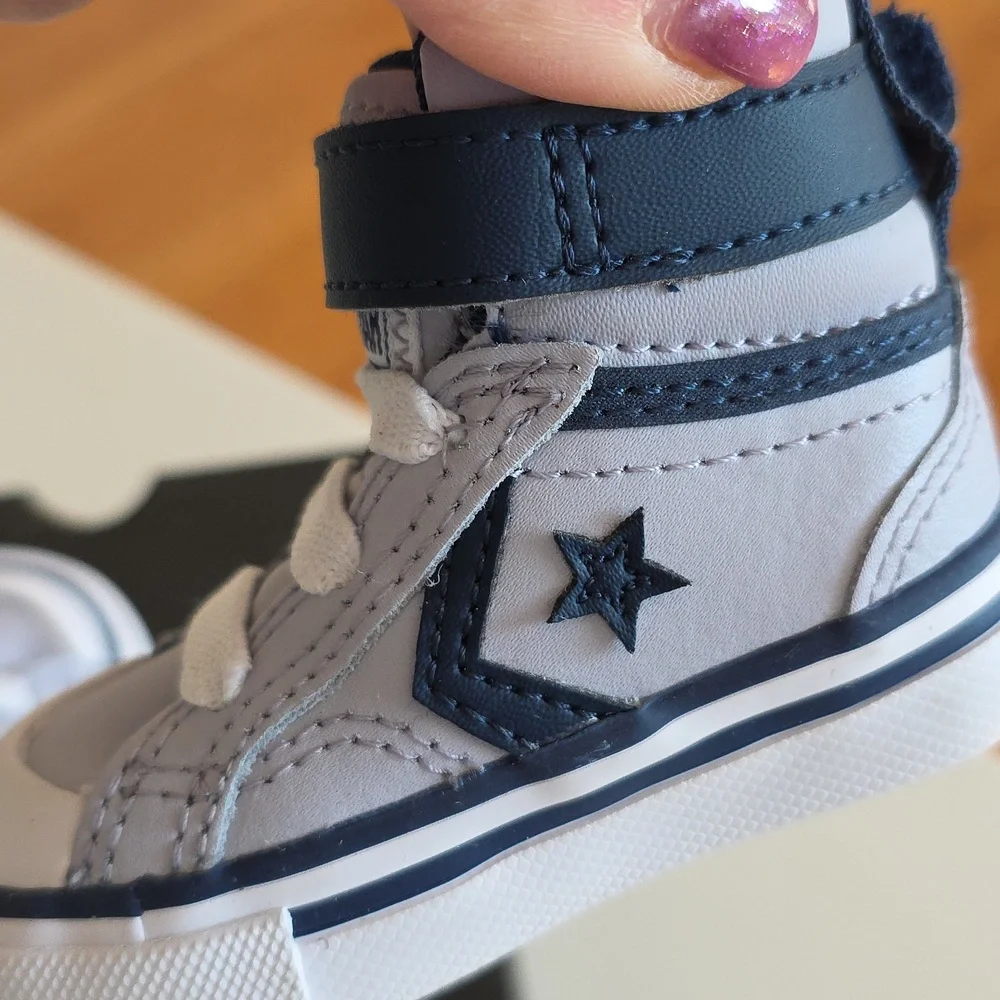 NEW Converse All Star Pro Blaze High Tops- Size 2 Infant